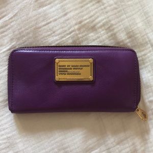 💕 Marc by Marc Jacobs purple leather wallet